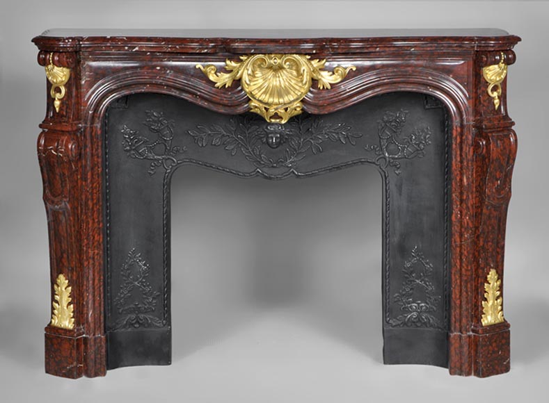 Very beautiful antique Louis XV style fireplace made out of Red Griotte marble with gilded bronze ornaments Very beautiful antique Louis XV style fireplace made out of Red Griotte marble with gilded bronze ornaments-0