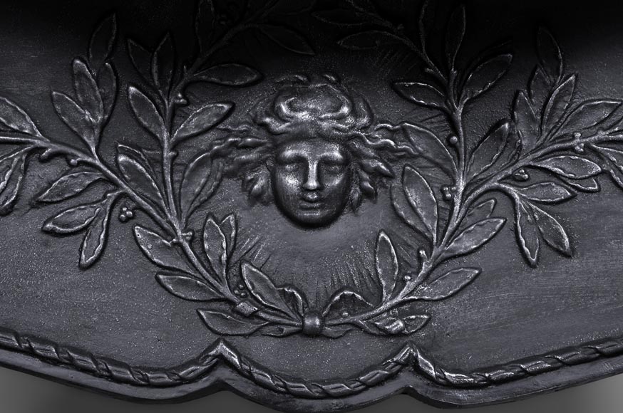 Very beautiful antique Louis XV style fireplace made out of Red Griotte marble with gilded bronze ornaments Very beautiful antique Louis XV style fireplace made out of Red Griotte marble with gilded bronze ornaments-9