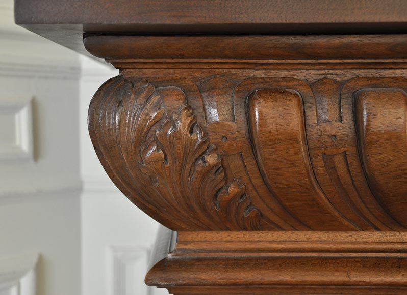 Large antique Neo-Renaissance style fireplace made out of carved walnut with Helm Knight decor Large antique Neo-Renaissance style fireplace made out of carved walnut with Helm Knight decor-4