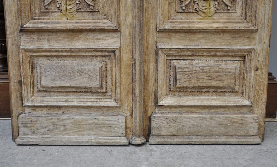 Carved oak wood double door with grotesque decor Carved oak wood double door with grotesque decor-6