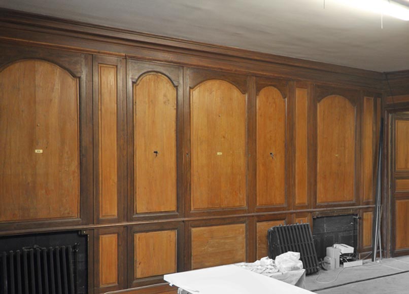 18th century oak and fir wood paneled room 18th century oak and fir wood paneled room-0