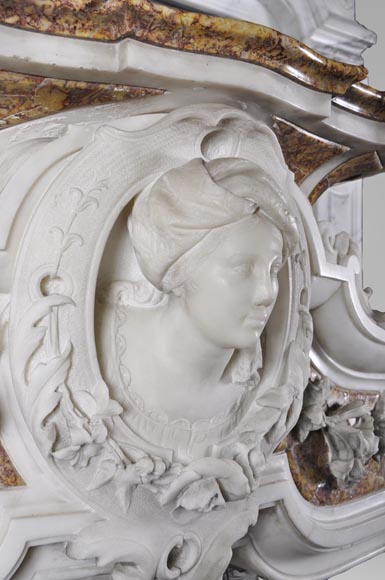 Exceptional antique late 18th century Statuary and Brocatelle marbles fireplace with putti Exceptional antique late 18th century Statuary and Brocatelle marbles fireplace with putti-2