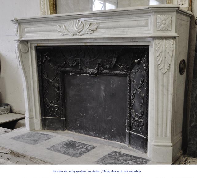 Large Louis XVI style fireplace in white Carrara marble with its cast iron insert and its overmantel mirror Large Louis XVI style fireplace in white Carrara marble with its cast iron insert and its overmantel mirror-7