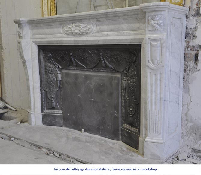 Large Louis XVI style fireplace in white Carrara marble with its cast iron insert and its overmantel mirror Large Louis XVI style fireplace in white Carrara marble with its cast iron insert and its overmantel mirror-6