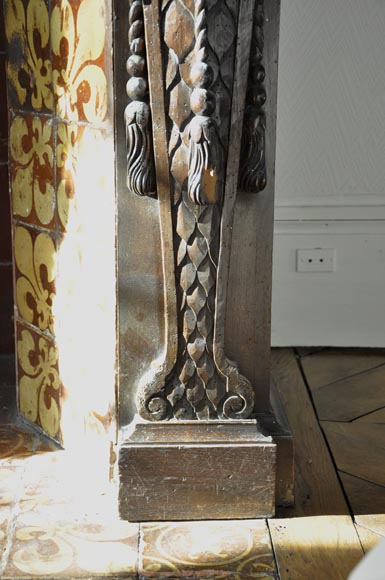 Important antique carved walnut fireplace with painting from the 17th century after Giovanni Andrea CASELLA Important antique carved walnut fireplace with painting from the 17th century after Giovanni Andrea CASELLA-15