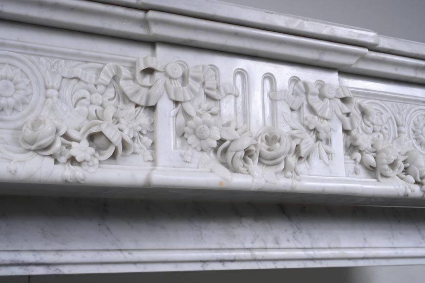 Louis XVI style Carrara marble mantel with floral décor Louis XVI style Carrara marble mantel with floral décor-2