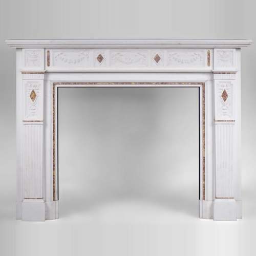 Very beautiful Victorian style antique fireplace in Carrara Statuary marble and Violet Brocatelle marble, from late 19th century, with flutings, garlands and diamonds.