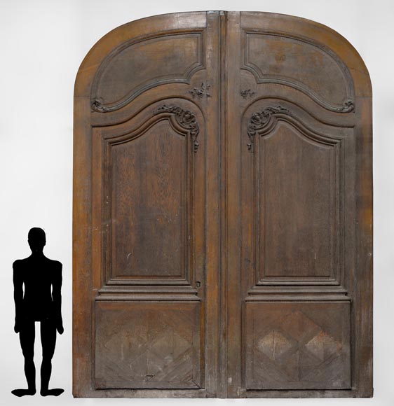 Important and rare door from an Haussmannian building in oakwood, late 19th century Important and rare door from an Haussmannian building in oakwood, late 19th century-0