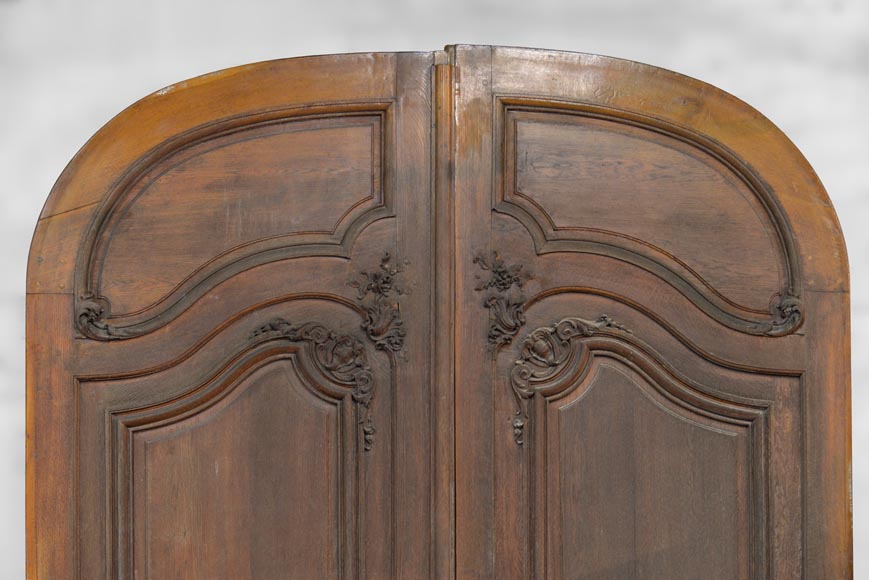 Important and rare door from an Haussmannian building in oakwood, late 19th century Important and rare door from an Haussmannian building in oakwood, late 19th century -1