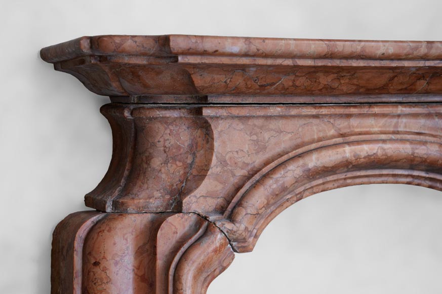 Regence style fireplace in Rosso Verona marble, early 20th century Regence style fireplace in Rosso Verona marble, early 20th century-3