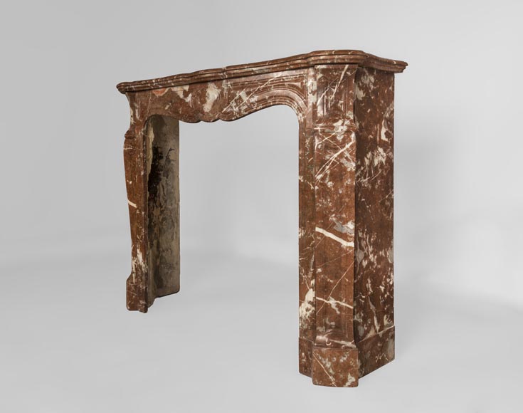 An antique Louis XV style fireplace, Pompadour model, made out of Rouge du Nord marble An antique Louis XV style fireplace, Pompadour model, made out of Rouge du Nord marble-7