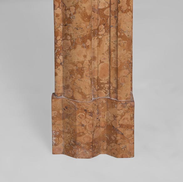 An antique Louis XIV style fireplace made out of Rosso di Verona marble An antique Louis XIV style fireplace made out of Rosso di Verona marble-7