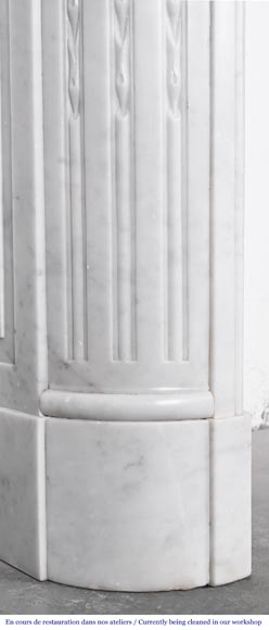Louis XVI style fireplace in Carrara marble with rounded corners Louis XVI style fireplace in Carrara marble with rounded corners-6