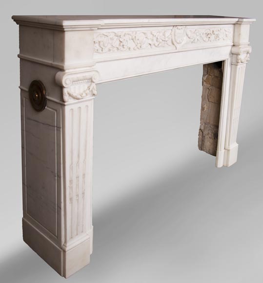 Antique Louis XVI style mantel in Statuary marble from Carrara Antique Louis XVI style mantel in Statuary marble from Carrara-3