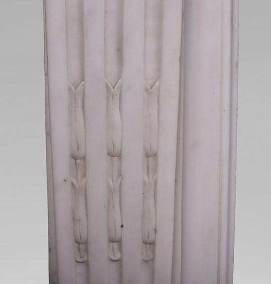 Antique Louis XVI style mantel in Statuary marble from Carrara Antique Louis XVI style mantel in Statuary marble from Carrara-6
