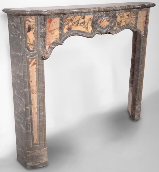 18th century Provençal marble mantelpiece in Turquin marble, Violet Breche and Sarrancolin Fantastico 18th century Provençal marble mantelpiece in Turquin marble, Violet Breche and Sarrancolin Fantastico-2