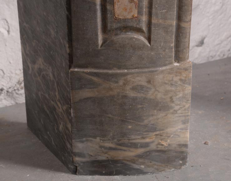 18th century Provençal marble mantelpiece in Turquin marble, Violet Breche and Sarrancolin Fantastico 18th century Provençal marble mantelpiece in Turquin marble, Violet Breche and Sarrancolin Fantastico-4