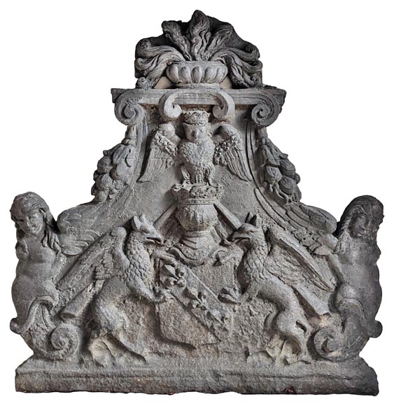 Fireback with the Châtelet coat of arms Fireback with the Châtelet coat of arms-0