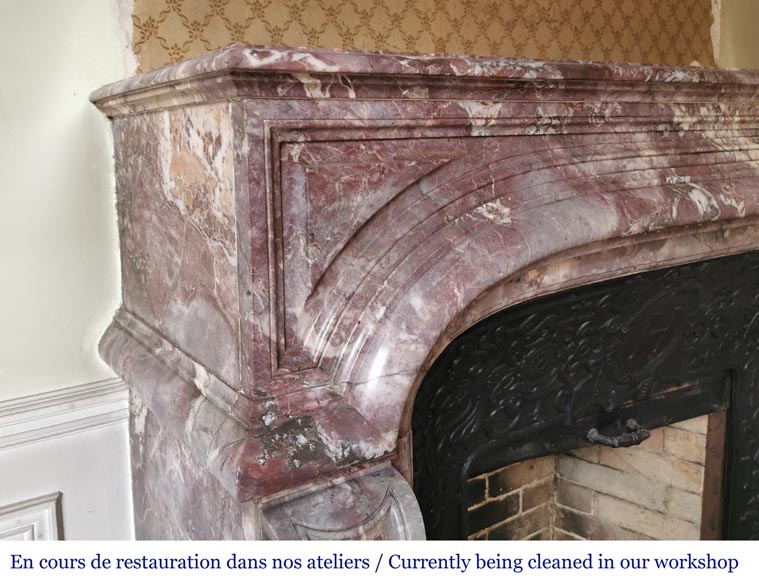 Important antique Regence style mantel in Fleur de pêcher marble Important antique Regence style mantel in Fleur de pêcher marble-3