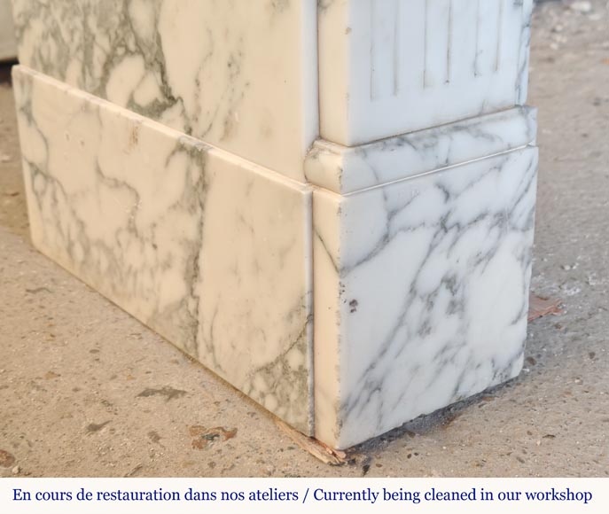 Louis XVI style mantel in Arabescato marble decorated with fluting Louis XVI style mantel in Arabescato marble decorated with fluting-4