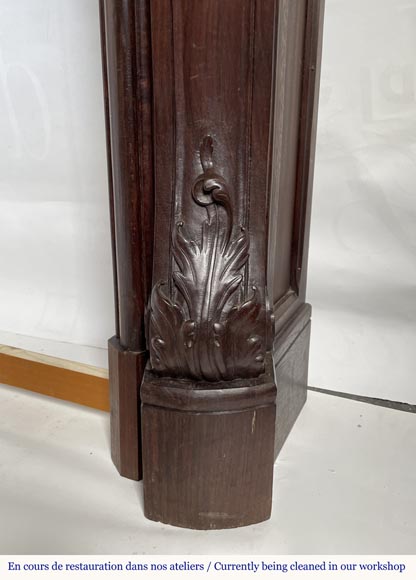 Louis XV style wood fireplace with a beautiful shell Louis XV style wood fireplace with a beautiful shell-3