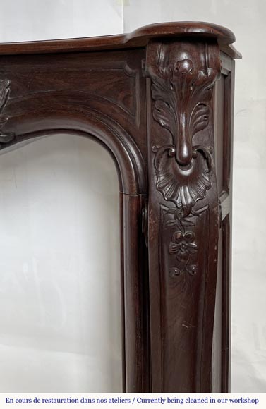 Louis XV style wood fireplace with a beautiful shell Louis XV style wood fireplace with a beautiful shell-7