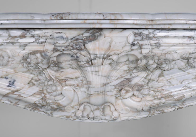 Louis XV style fireplace in Medici Breccia marble with a fleur-de-lys motif in acanthus leaves Louis XV style fireplace in Medici Breccia marble with a fleur-de-lys motif in acanthus leaves-1