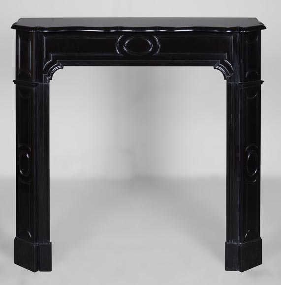 Pompadour model mantel in Belgium black marble Pompadour model mantel in Belgium black marble-0