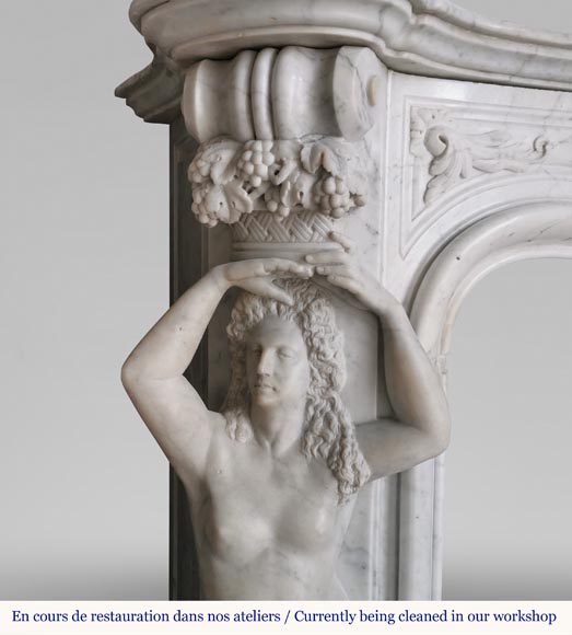 Rich and original Napoleon III fireplace in Carrara marble with caryatids and a man's profile Rich and original Napoleon III fireplace in Carrara marble with caryatids and a man's profile-5