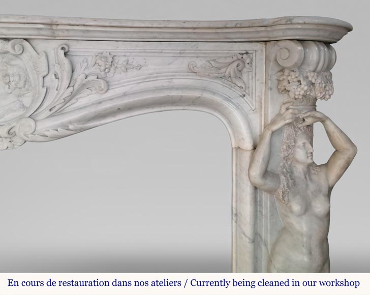 Rich and original Napoleon III fireplace in Carrara marble with caryatids and a man's profile Rich and original Napoleon III fireplace in Carrara marble with caryatids and a man's profile-11