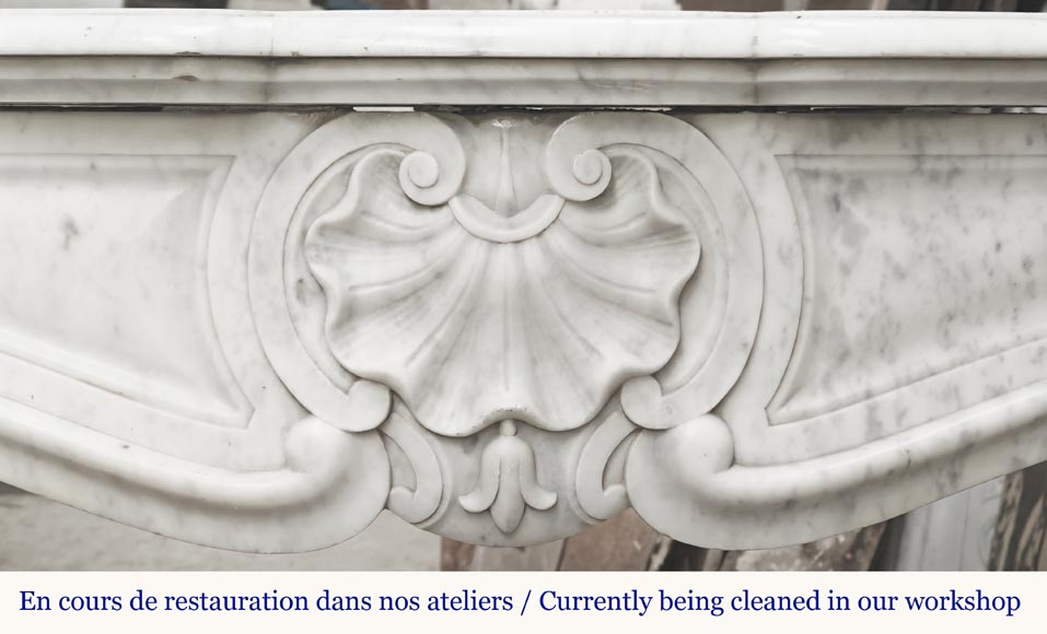 Louis XV style fireplace with three shells, in Carrara marble Louis XV style fireplace with three shells, in Carrara marble-1