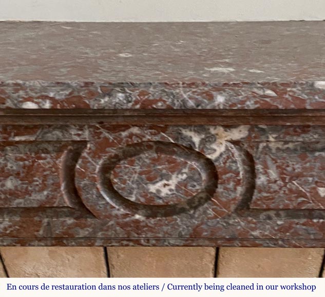 Pompadour fireplace place in Red of the North marble, 19th century Pompadour fireplace place in Red of the North marble, 19th century-1