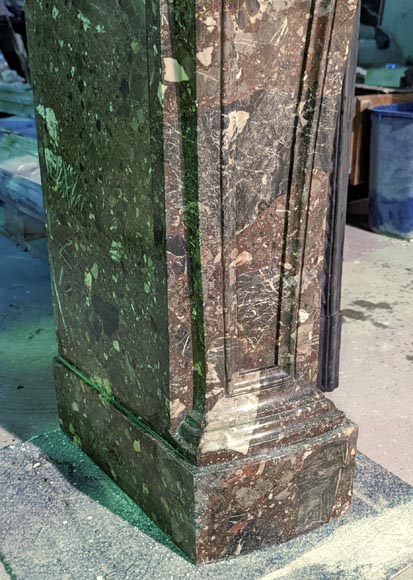 Large Regence style fireplace in Breccia Nouvelle marble, late 19th century Large Regence style fireplace in Breccia Nouvelle marble, late 19th century-4