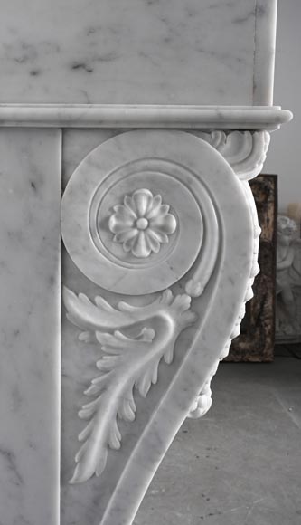 Napoleon III style scroll fireplace, richly sculpted, in Carrara marble Napoleon III style scroll fireplace, richly sculpted, in Carrara marble-6