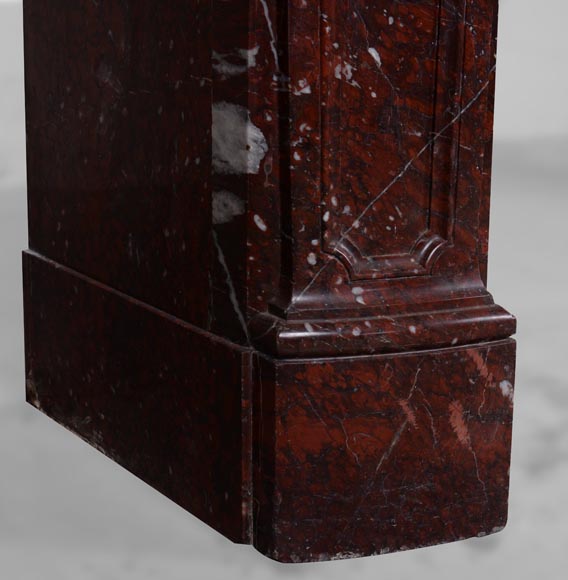 Beautiful Griotte Red marble mantel with a cabochon in an ancanthus leaves surround Beautiful Griotte Red marble mantel with a cabochon in an ancanthus leaves surround-7