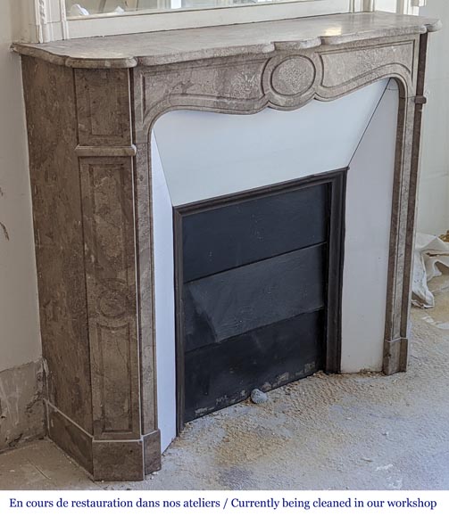 An antique Louis XV style fireplace, Pompadour model, in Lunel marble An antique Louis XV style fireplace, Pompadour model, in Lunel marble-2