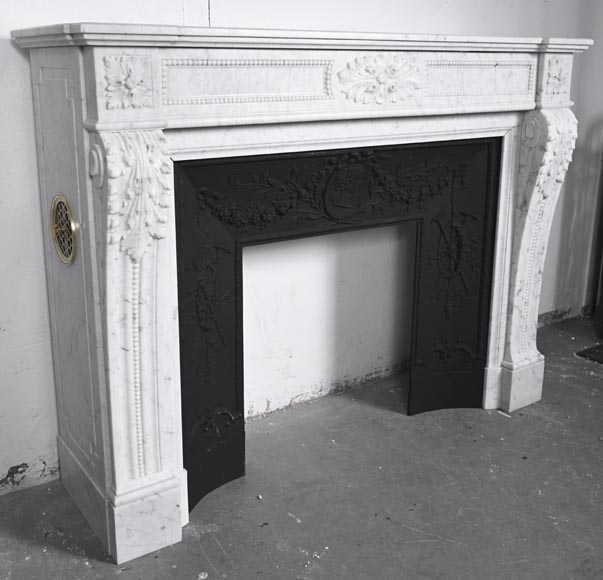 Louis XVI style fireplace with acanthus leaves and beading, in Carrara marble Louis XVI style fireplace with acanthus leaves and beading, in Carrara marble-2
