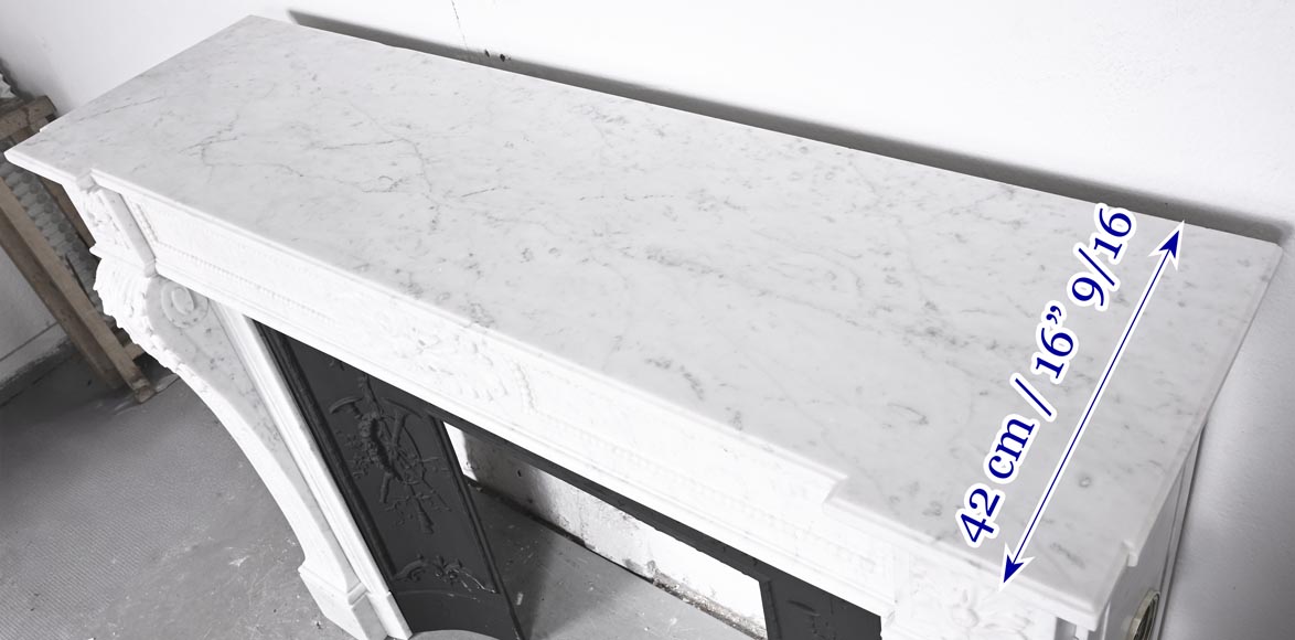 Louis XVI style fireplace with acanthus leaves and beading, in Carrara marble Louis XVI style fireplace with acanthus leaves and beading, in Carrara marble-10