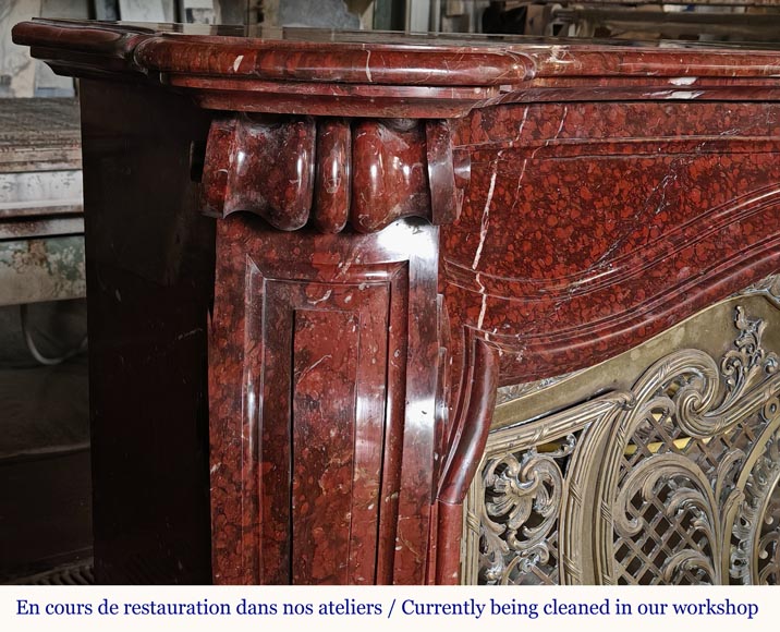 Napoleon III Red Griotte Marble Mantelpiece with Bronze Fire Grate Napoleon III Red Griotte Marble Mantelpiece with Bronze Fire Grate-4