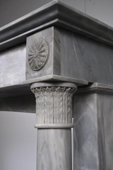 Restoration period mantel in light Turquin marble with detached columns and carved entablature Restoration period mantel in light Turquin marble with detached columns and carved entablature-10