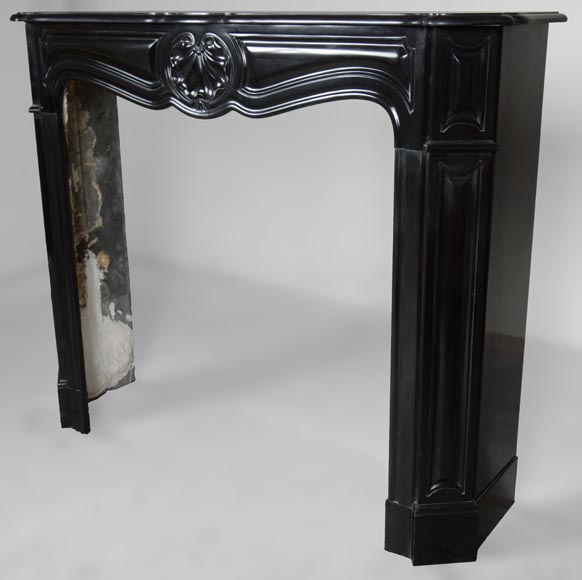 Louis XV style black marble mantel with carved shell Louis XV style black marble mantel with carved shell-5