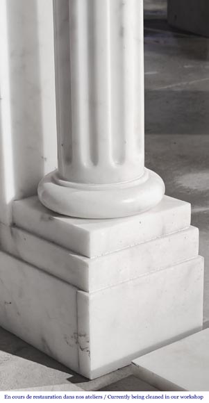 Louis XVI style fireplace in Carrara marble, with detached columns Louis XVI style fireplace in Carrara marble, with detached columns-5