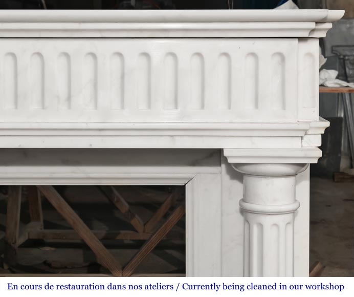 Louis XVI style fireplace in Carrara marble, with detached columns Louis XVI style fireplace in Carrara marble, with detached columns-7