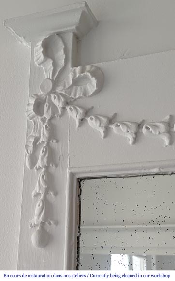 Louis XVI style wood mantel decorated with a mythological scene Louis XVI style wood mantel decorated with a mythological scene-4