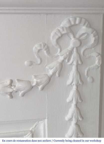 Louis XVI style wood mantel decorated with a mythological scene Louis XVI style wood mantel decorated with a mythological scene-6