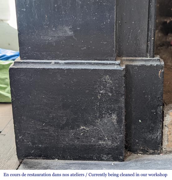 Napoleon III style mantel in black marble Napoleon III style mantel in black marble-5