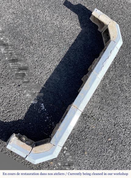 Loebnitz Paris, white ceramic stove with blue decoration Loebnitz Paris, white ceramic stove with blue decoration-5