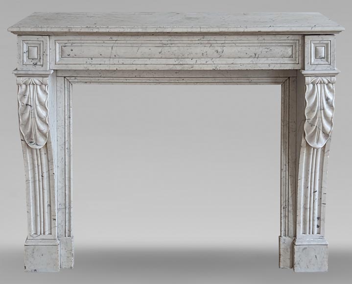 Napoleon III style Modillon mantel adorned with water leaves in Carrara marble Napoleon III style Modillon mantel adorned with water leaves in Carrara marble-0