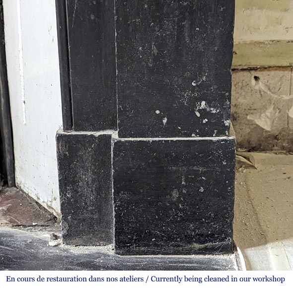 Napoleon III style mantel with black marble modillon Napoleon III style mantel with black marble modillon-8