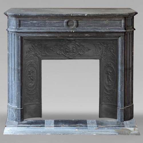 Louis XVI style mantel with rounded corners carved in Turquin marble